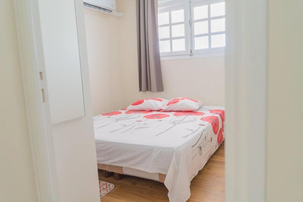 Location Saisonniere Bel Appartement เลส์ทรัวส์-ซีเลต์ ภายนอก รูปภาพ